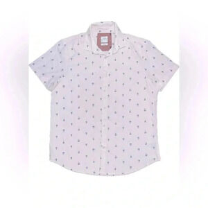 Men’s pink sailboat button up Essex crossing medium coastal nautical